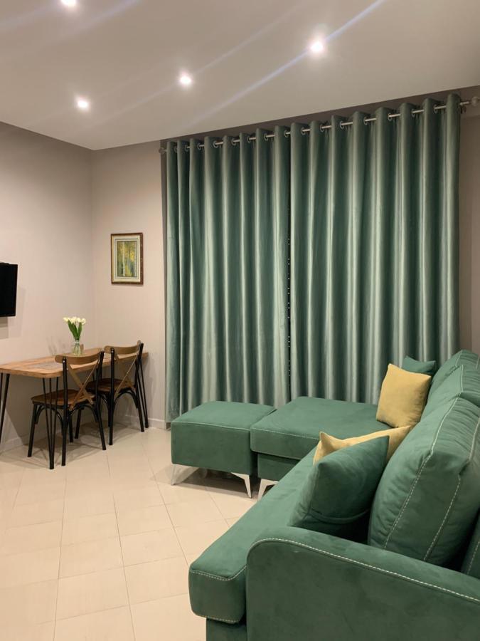 Apartament Girasole Wlora