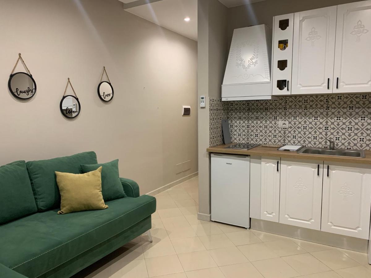 Apartament Girasole Wlora